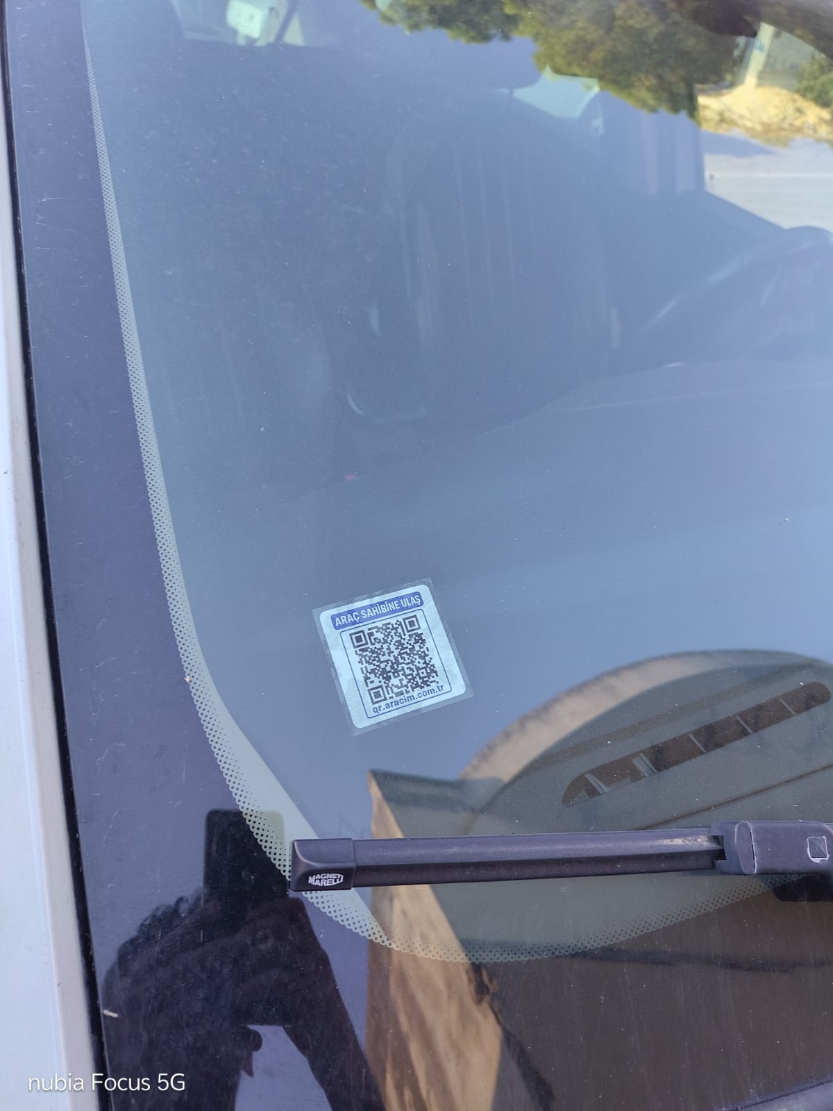 Kare Sticker — 5 x 5 cm